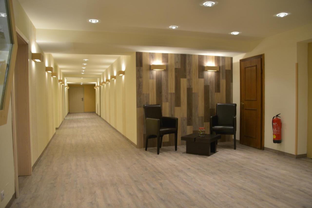 Hotel Alpenblick Kreischberg Санкт Лоренцен об Мурау Екстериор снимка